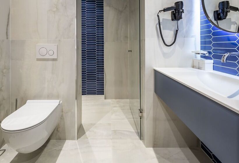 فندق Lion S Castle