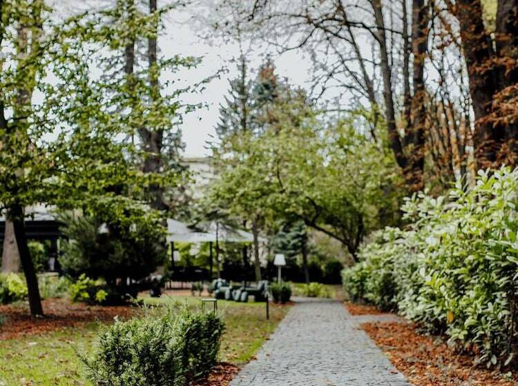 فندق Lion S Castle