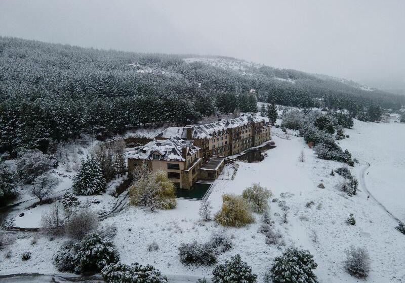 فندق Loi Suites Chapelco