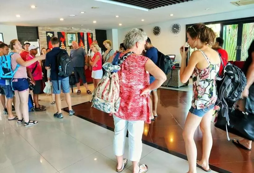 בית מלון כפרי Napalai Resort Hua Hin