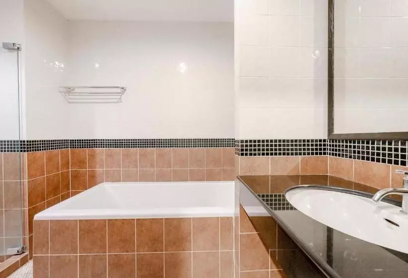 בית מלון כפרי Napalai Resort Hua Hin