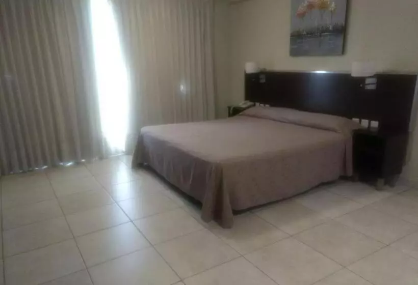 هتل Nontue Abasto Buenos Aires