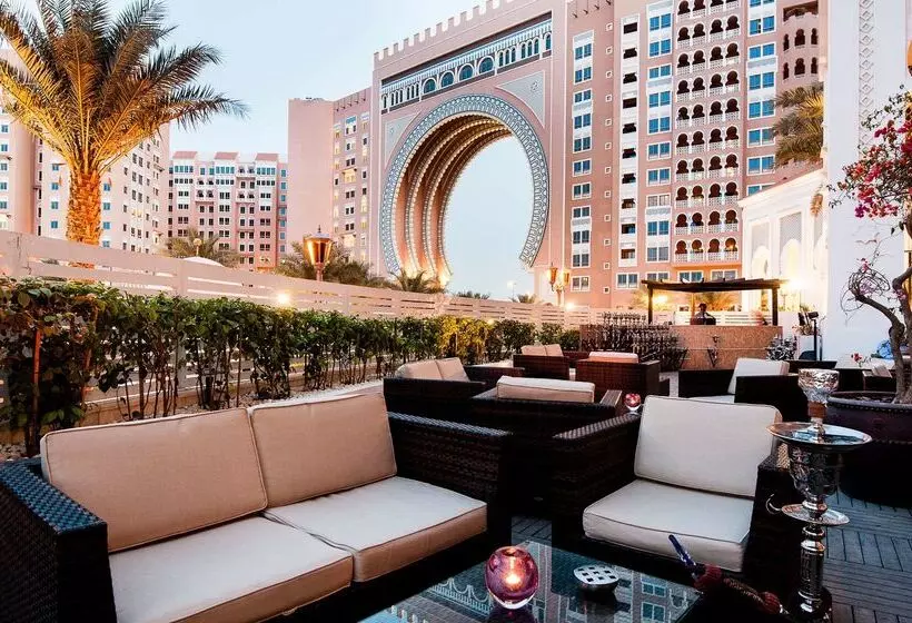 호텔 Oaks Ibn Battuta Gate Dubai