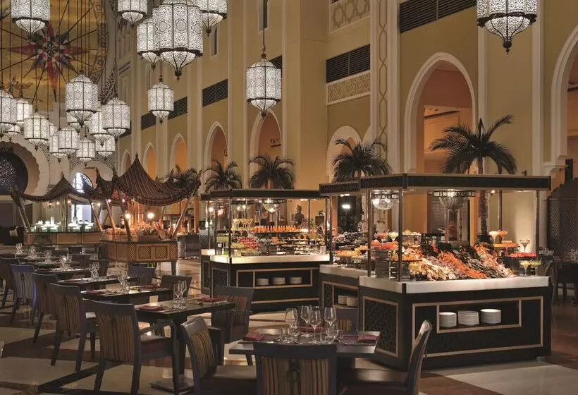 호텔 Oaks Ibn Battuta Gate Dubai