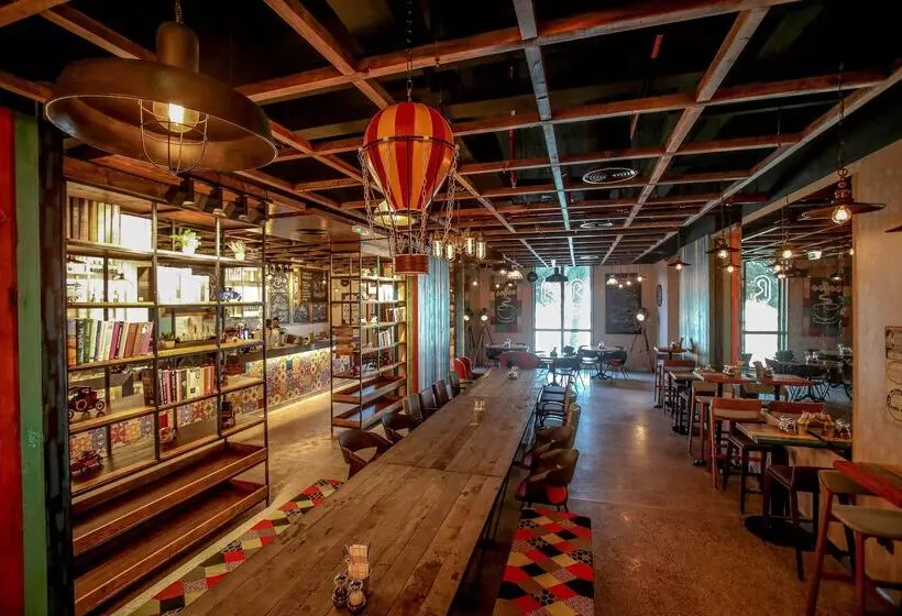 호텔 Oaks Ibn Battuta Gate Dubai