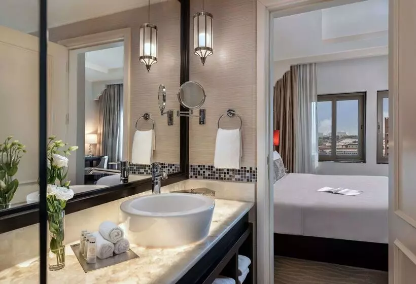 호텔 Oaks Ibn Battuta Gate Dubai