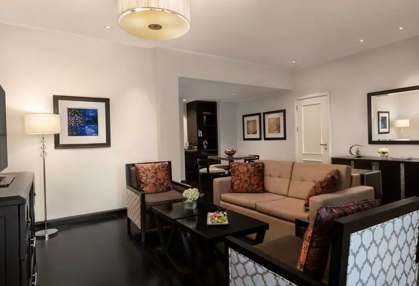 호텔 Oaks Ibn Battuta Gate Dubai