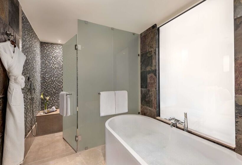 호텔 Oaks Ibn Battuta Gate Dubai