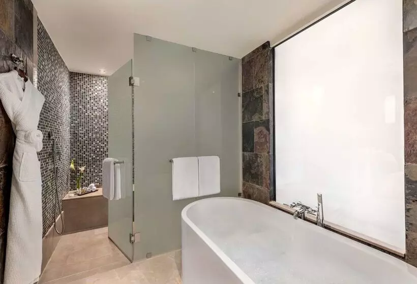 호텔 Oaks Ibn Battuta Gate Dubai