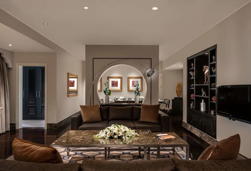 호텔 Oaks Ibn Battuta Gate Dubai