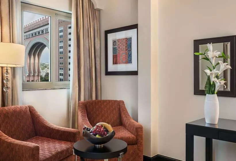 호텔 Oaks Ibn Battuta Gate Dubai