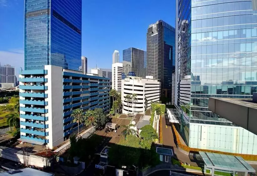 Отель Prasada Mansion Sudirman