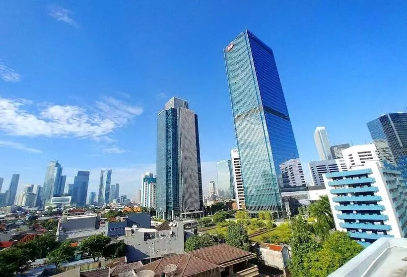 Отель Prasada Mansion Sudirman
