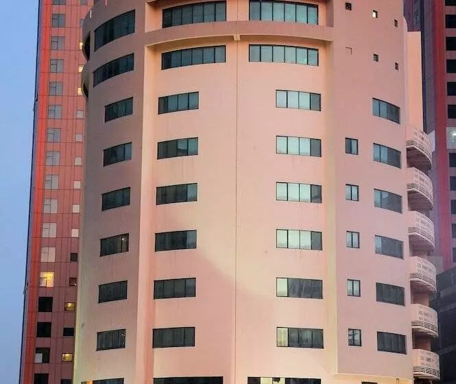 ホテル Ramee California