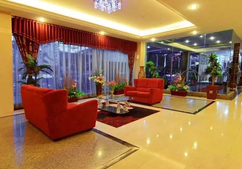 Rocky Plaza Hotel Padang