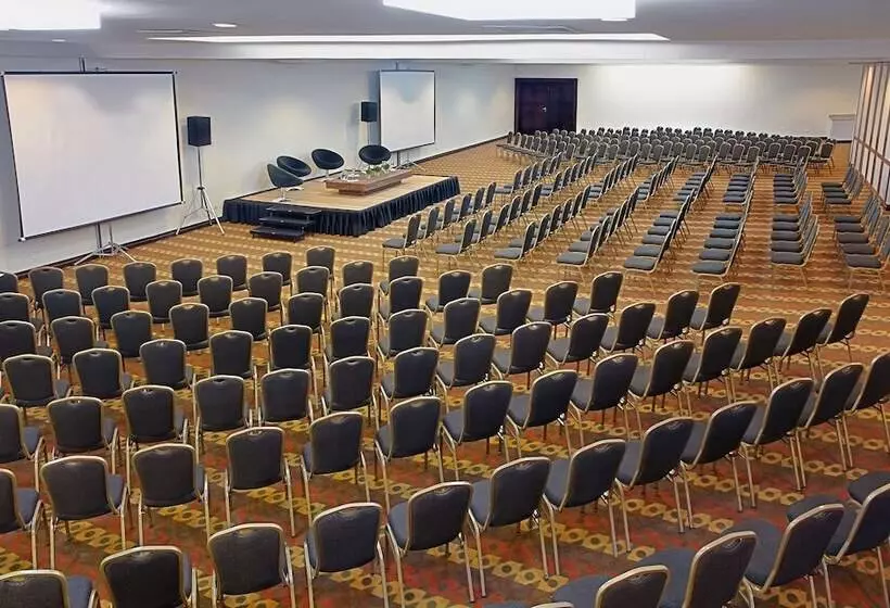 Hotel Royal Tulip Jp Ribeirão Preto