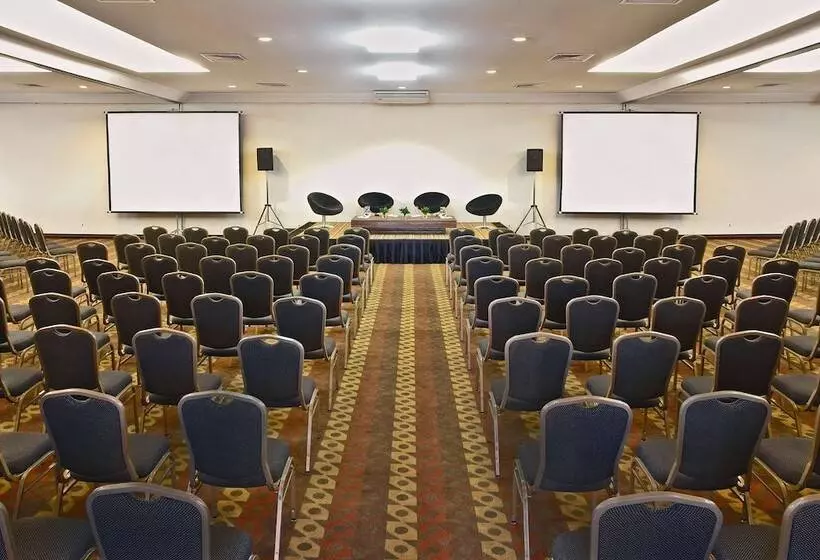 Hotel Royal Tulip Jp Ribeirão Preto