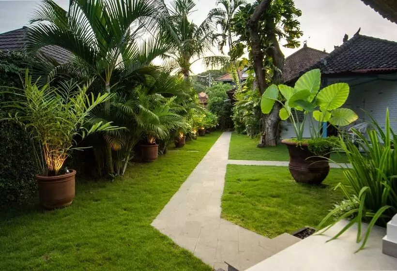 ホテル Sanur House