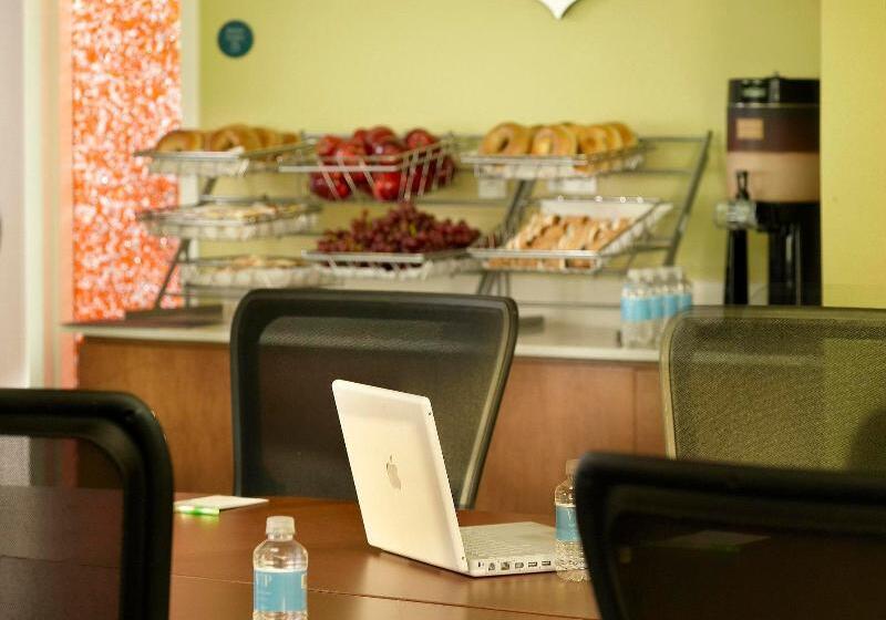 فندق Springhill Suites By Marriott Atlanta Airport Gateway