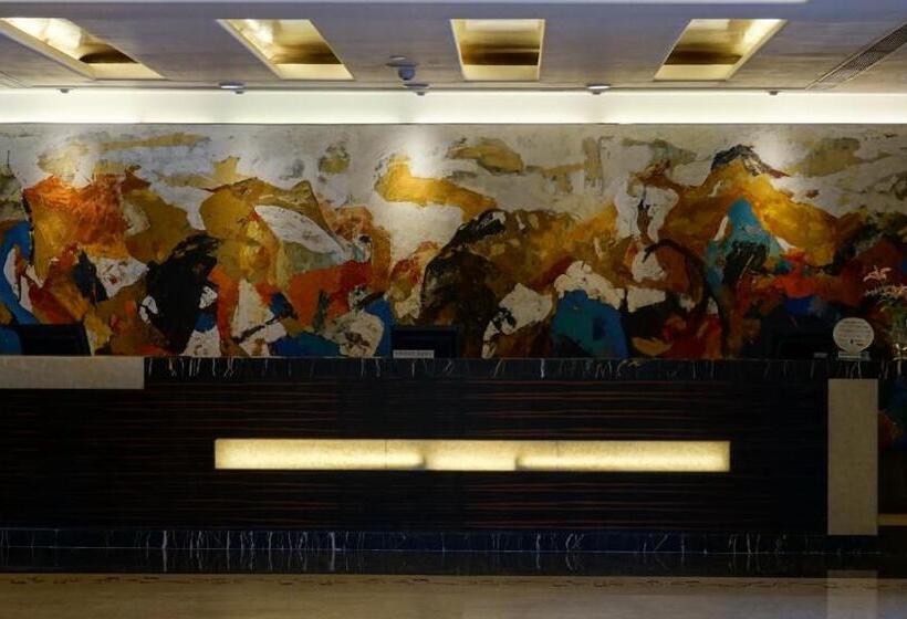 酒店 Taj Chandigarh