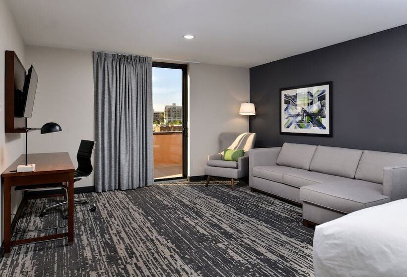 مُتل Four Points By Sheraton Omaha Midtown