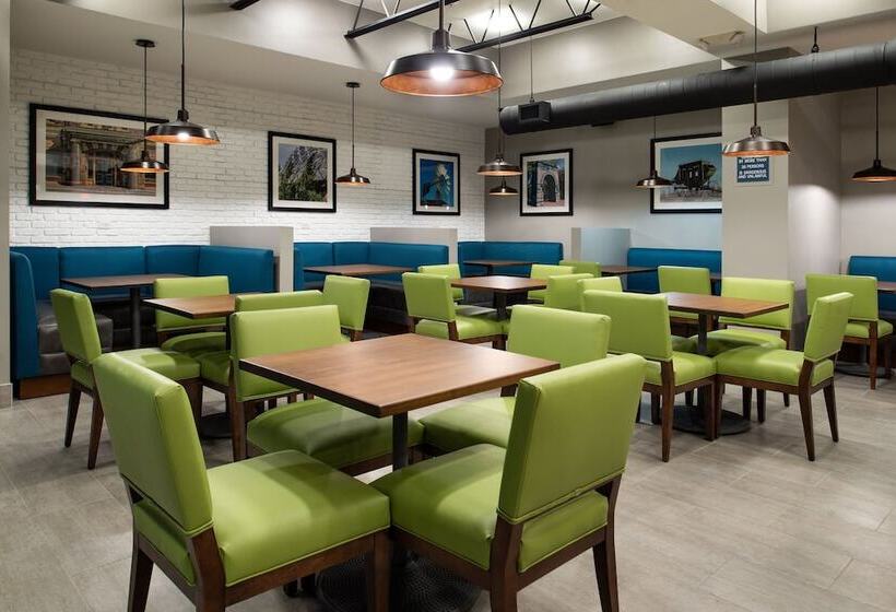 مُتل Four Points By Sheraton Omaha Midtown