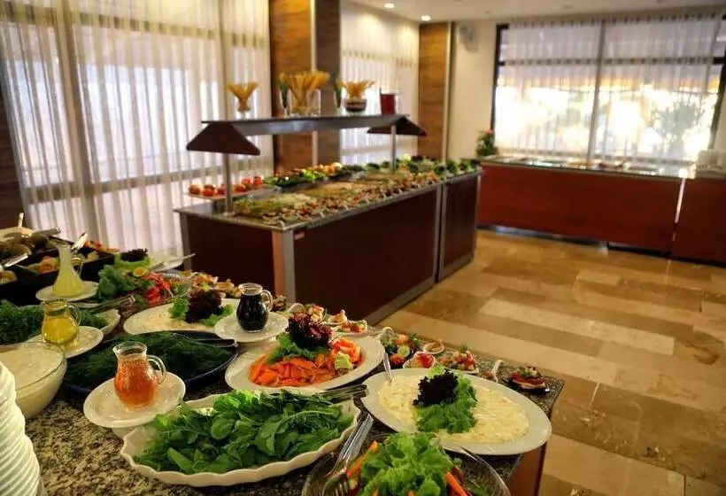 Wa Cesme Farm Hotel Beach Resort & Spa