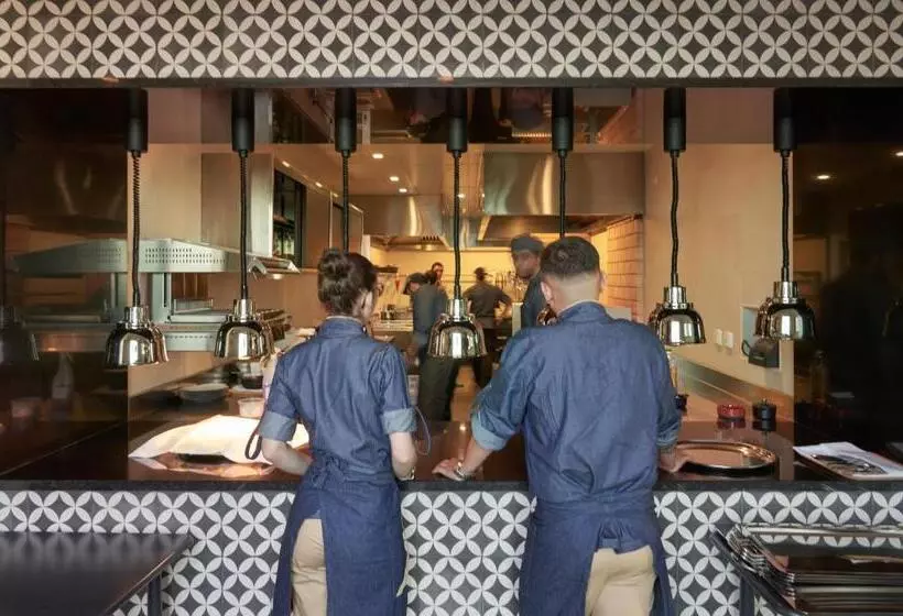 Hotelli Les Suites At The Cliff Bay   Portobay