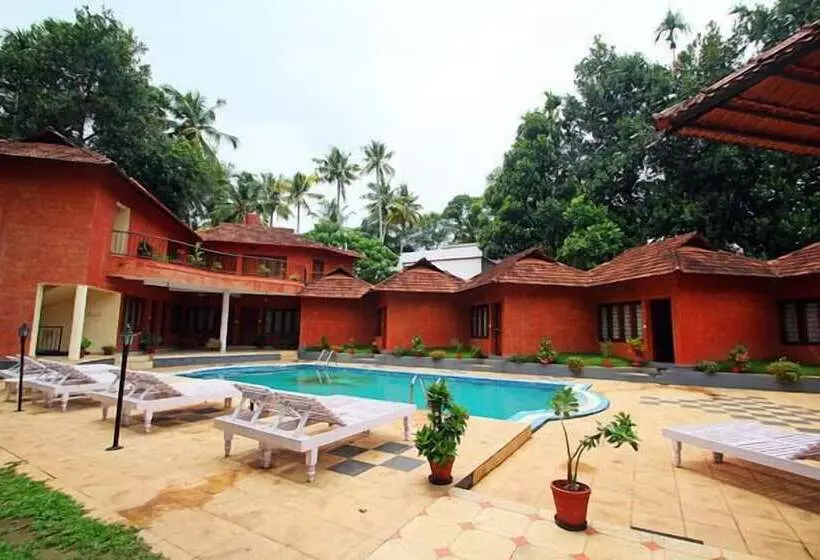 Deshadan Cliff & Beach Resort,varkala