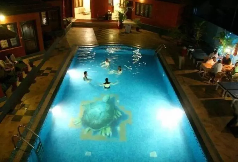 Deshadan Cliff & Beach Resort,varkala