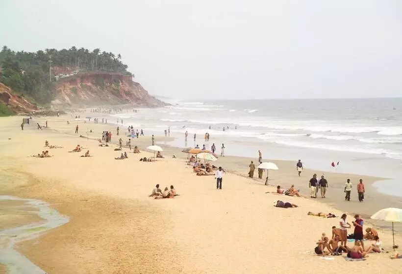 Deshadan Cliff & Beach Resort,varkala