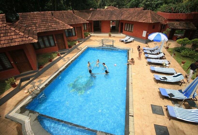 Deshadan Cliff & Beach Resort,varkala