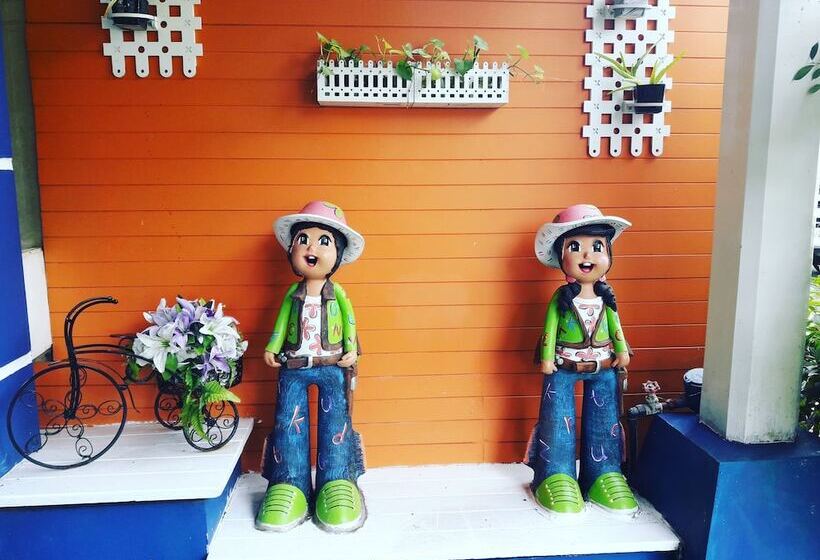 בית מלון כפרי Baan Andaman Krabi