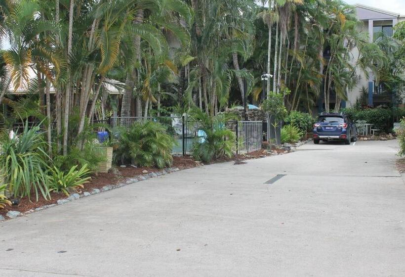 ホテル Bohemia Resort Cairns