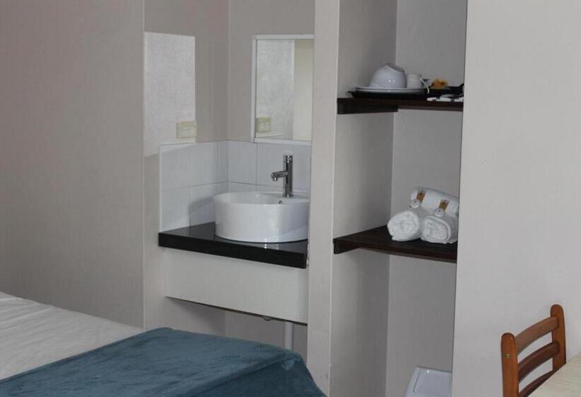 ホテル Bohemia Resort Cairns