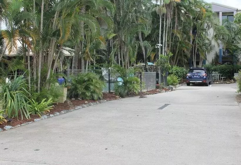 酒店 Bohemia Resort Cairns