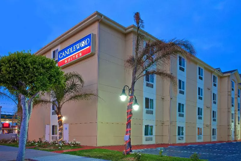 هتل Candlewood Suites Lax Hawthorne, An Ihg