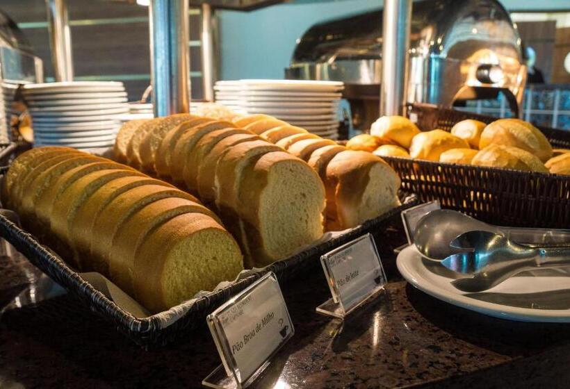 ホテル Capivari Ecoresort