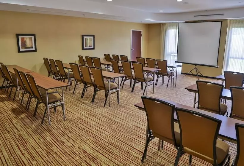 ホテル Courtyard Mobile Spanish Fort/eastern Shore