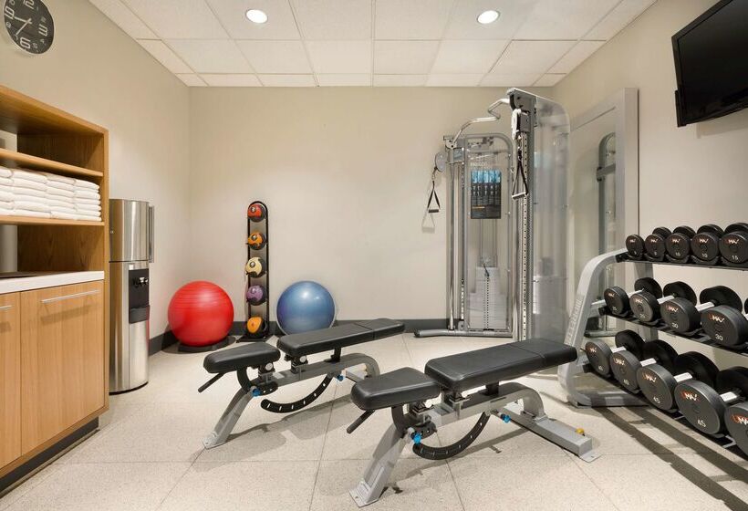 فندق Embassy Suites Lincoln