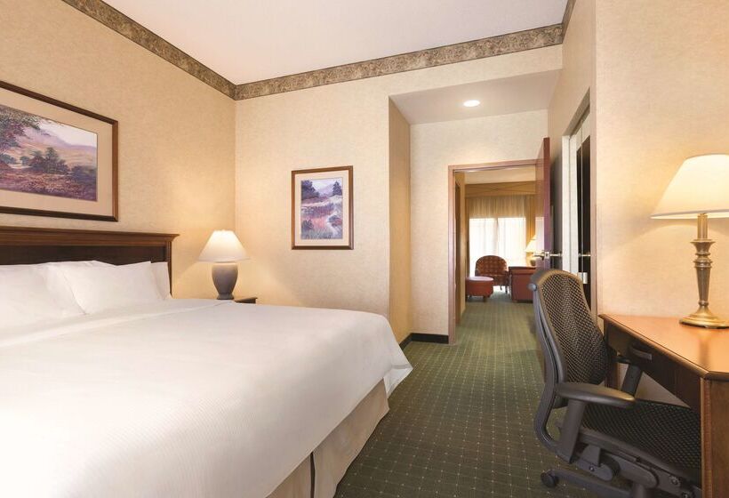 فندق Embassy Suites Lincoln