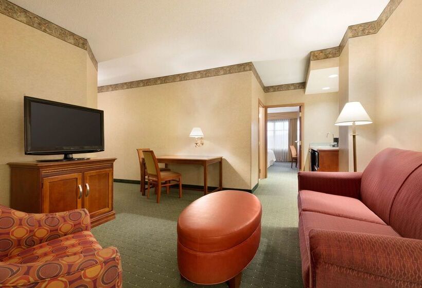 فندق Embassy Suites Lincoln