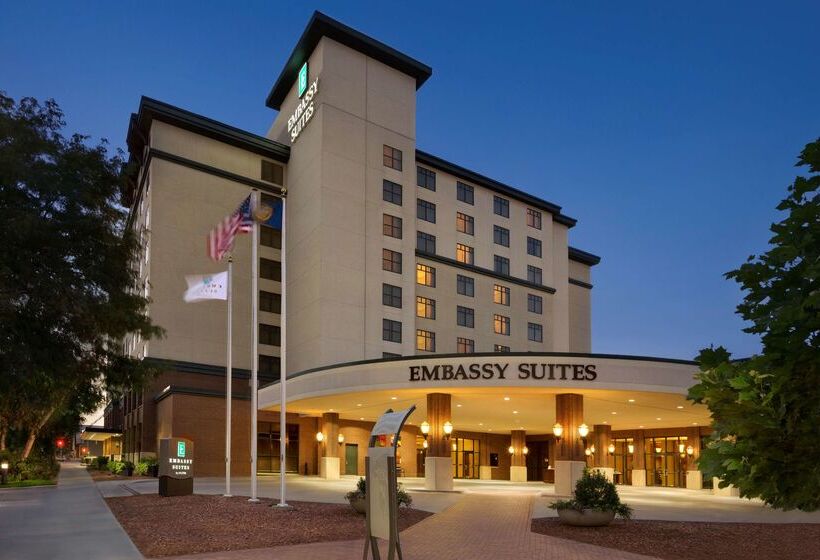 فندق Embassy Suites Lincoln