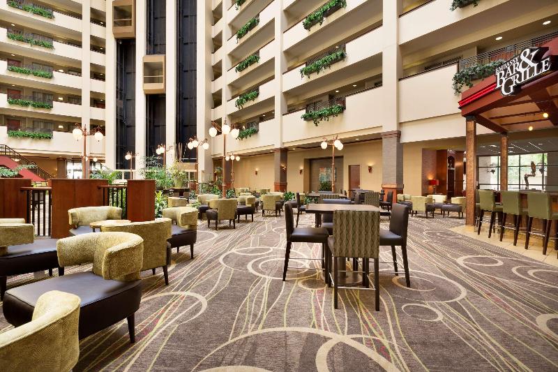 فندق Embassy Suites Lincoln