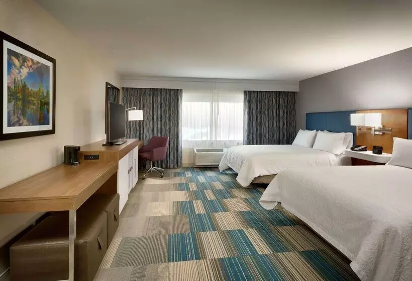 هتل Hampton Inn & Suites Pocatello