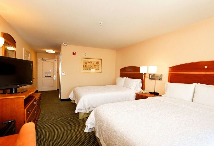 호텔 Hampton Inn Montrose