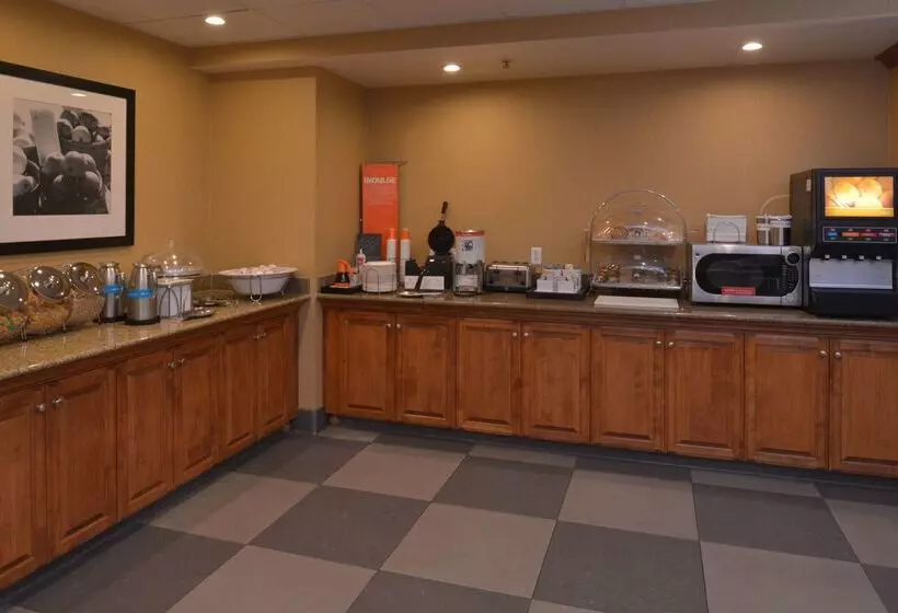 ホテル Hampton Inn & Suites Bakersfield Northairport