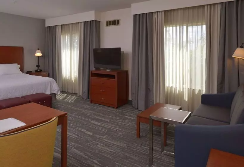 ホテル Hampton Inn & Suites Bakersfield Northairport