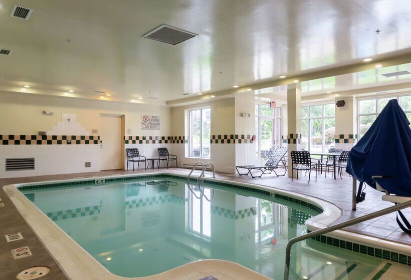 Отель Hilton Garden Inn Plymouth