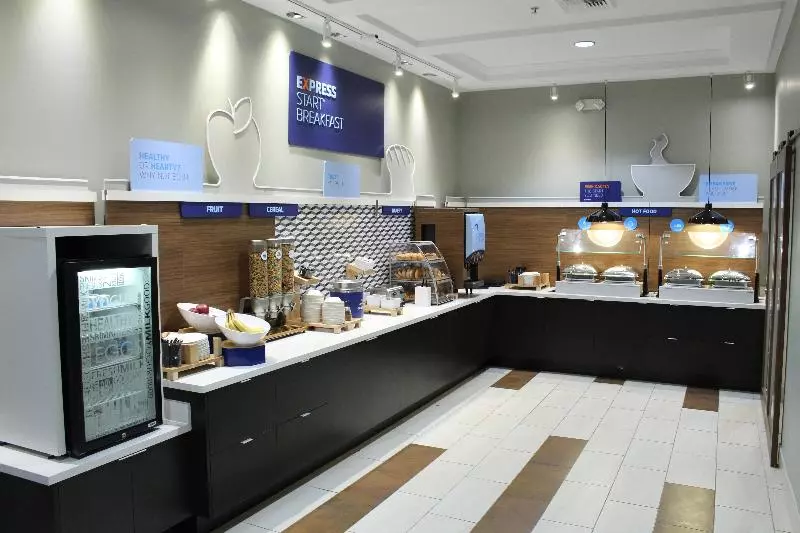 Holiday Inn Express Hotel & Suites Napa Valley American Canyon, An Ihg